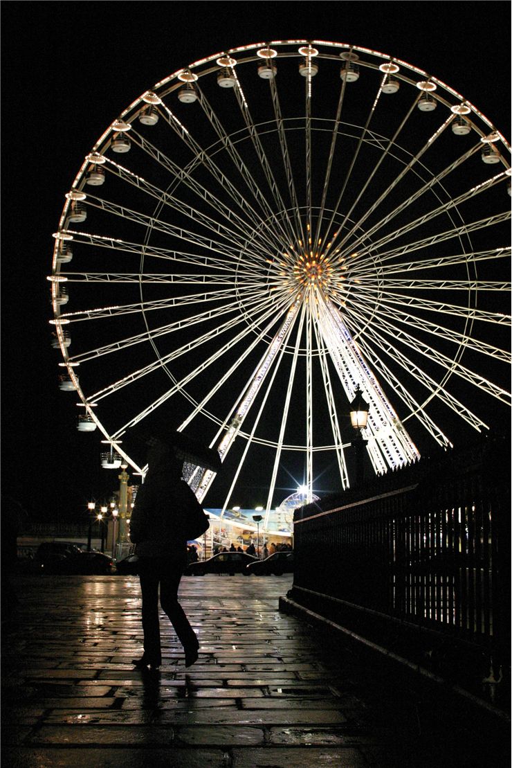 Picture Of Carousel Wheel